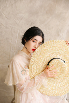 小婕子伦流澡到高潮H